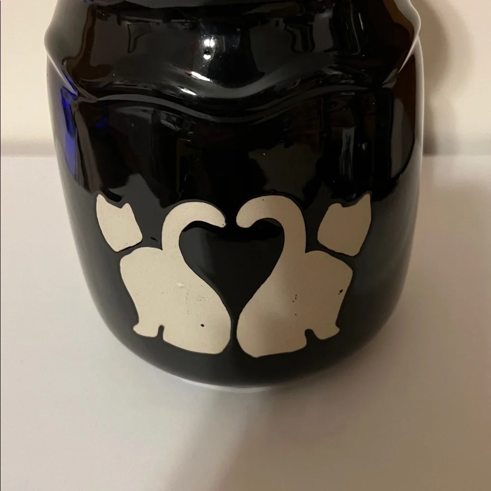 Vintage 1998 Hermitage Black Ceramic Pottery with White Cat Silhouettes
